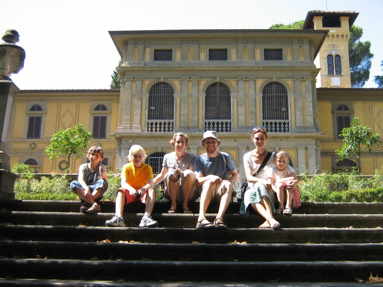 Museo Stibbert (Paula is 3rd from the left)