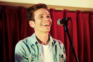 Nate-Ruess-nate-ruess-fun-32954335-580-387